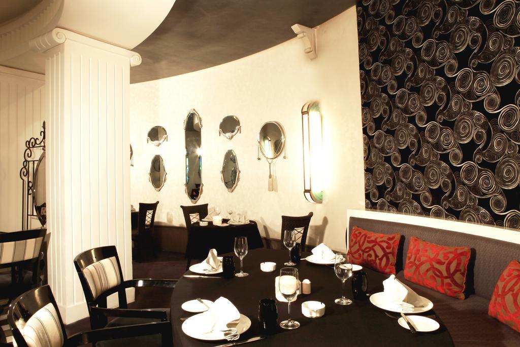 Hotel Farah Casablanca Eksteriør billede Interior of the restaurant